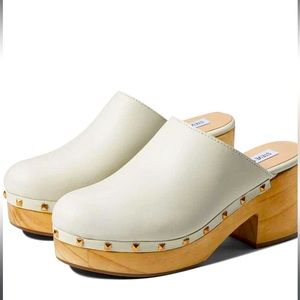 Steve Madden wooden clogs